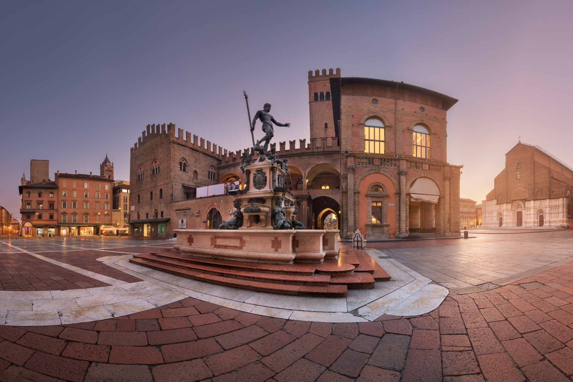 Fountain of Neptune and Piazza del Nettuno, Bologna, Italy